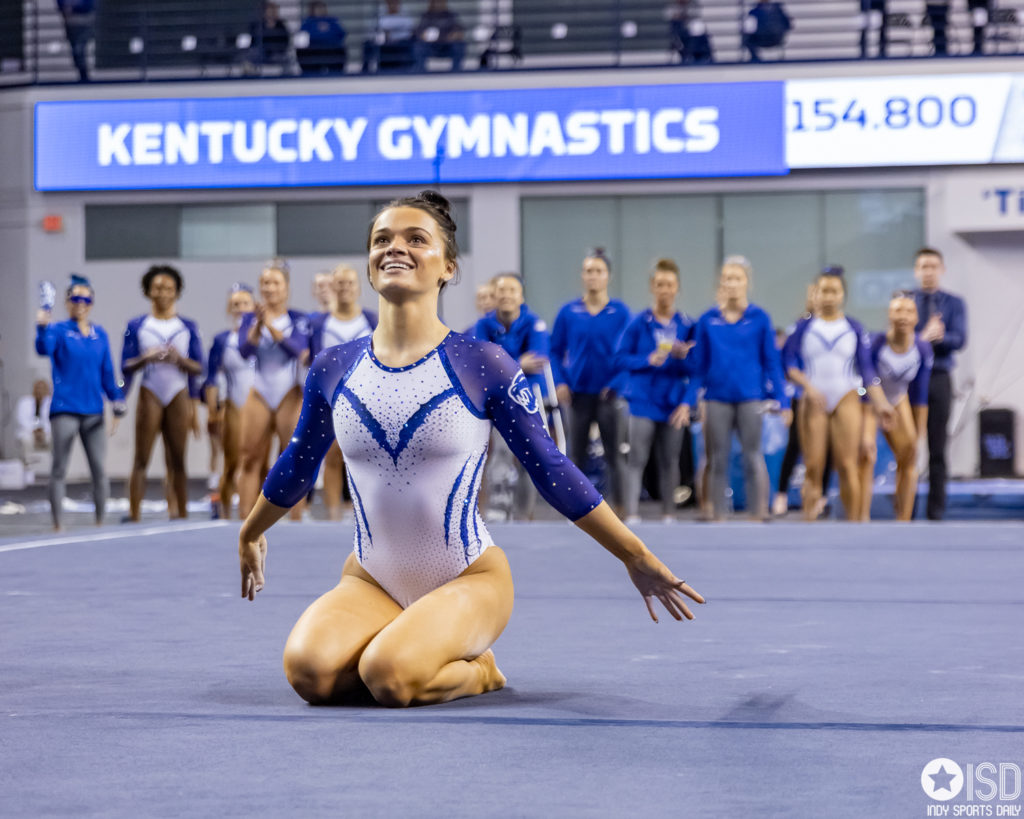 Kentucky rolls to third straight home victory